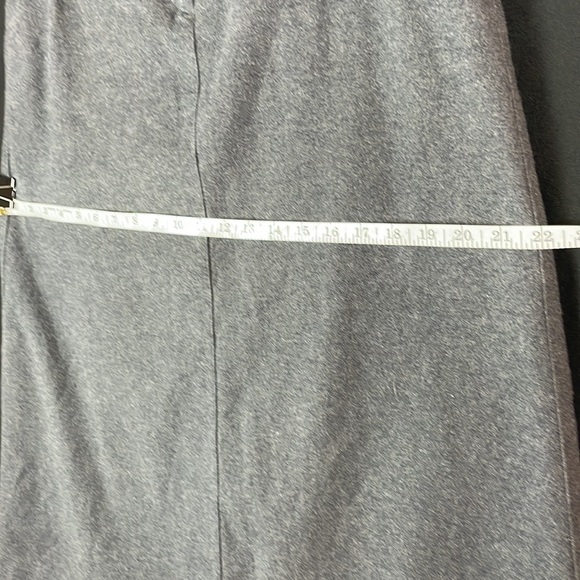 L. L. Bean women’s classic straight size 4 petite skirt, fully lined with pocket - Picture 10 of 11